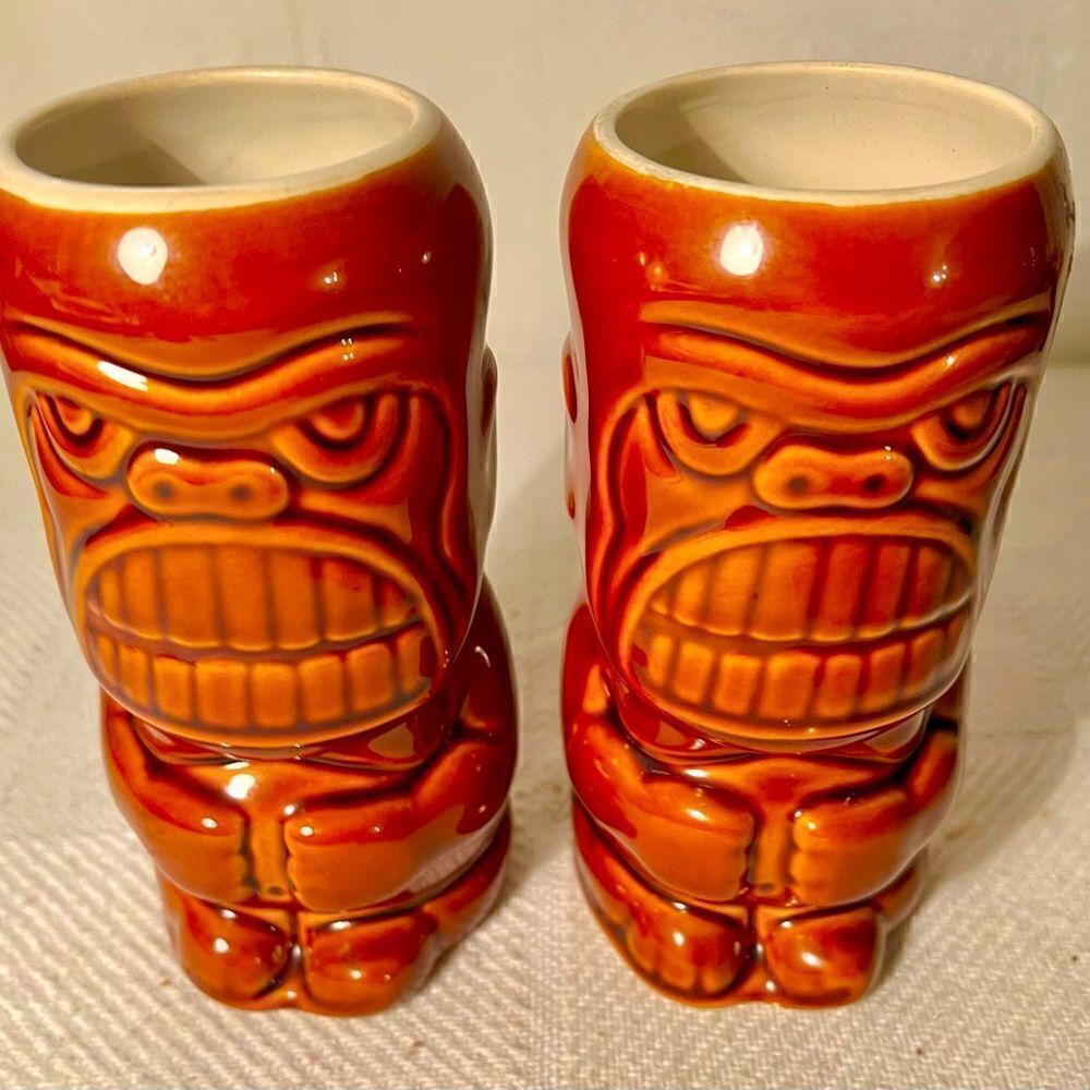 Tiki Mug Cup Glass Vase Hawaii Bar Decor Accoutrements Archie Mcphee Green EVC.